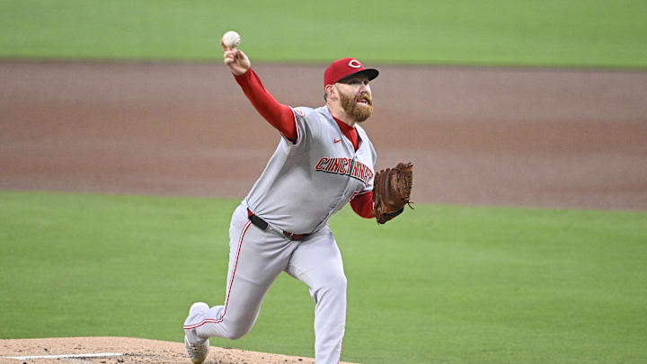 Sep 9, 2025; San Diego, California, USA; Cincinnati Reds starting pitcher Zack Littell (52) delivers during the first inning against the San Diego Padres at Petco Park. Mandatory Credit: Denis Poroy-Imagn Images Sep 9, 2025; San Diego, California, USA; Cincinnati Reds starting pitcher Zack Littell (52) delivers during the first inning against the San Diego Padres at Petco Park. Mandatory Credit: Denis Poroy-Imagn Images