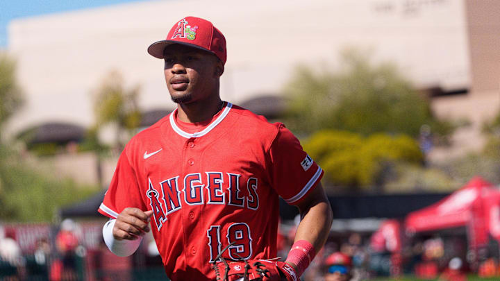 Feb 24, 2026; Tempe, Arizona, USA; Los Angeles Angels infielder Kyren Paris (19) trots back to the dugout after the second inning against the San Francisco Giants during a spring training game at Tempe Diablo Stadium. Mandatory Credit: Allan Henry-Imagn Images Feb 24, 2026; Tempe, Arizona, USA; Los Angeles Angels infielder Kyren Paris (19) trots back to the dugout after the second inning against the San Francisco Giants during a spring training game at Tempe Diablo Stadium. Mandatory Credit: Allan Henry-Imagn Images