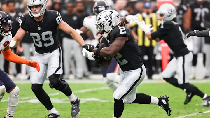 Sep 28, 2025; Paradise, Nevada, USA; Las Vegas Raiders running back Ashton Jeanty (2) runs the ball during the second half against the Chicago Bears at Allegiant Stadium. Mandatory Credit: Kiyoshi Mio-Imagn Images
