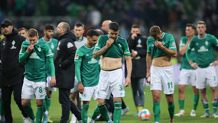 Die Werder-Spieler waren nach dem Abpfiff fassungslos