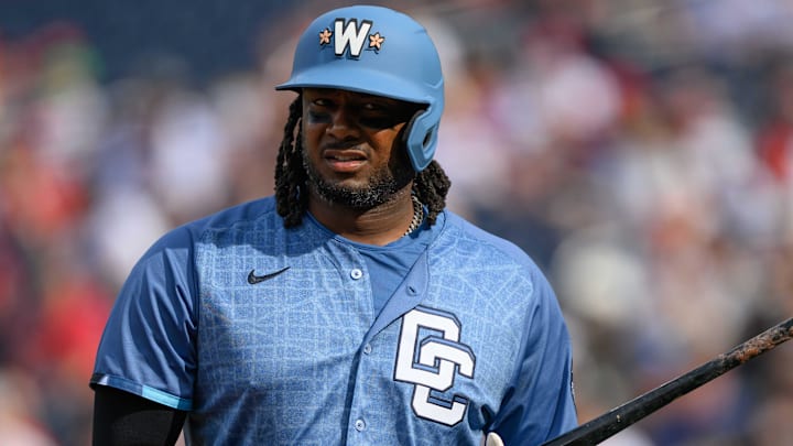 Apr 5, 2025; Washington, District of Columbia, USA; Washington Nationals designated hitter Josh Bell (19) looks on during the second inning against the Arizona Diamondbacks at Nationals Park. Apr 5, 2025; Washington, District of Columbia, USA; Washington Nationals designated hitter Josh Bell (19) looks on during the second inning against the Arizona Diamondbacks at Nationals Park.