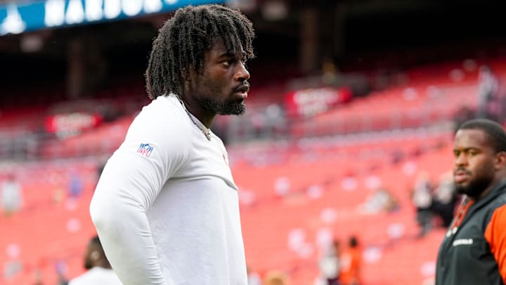 Cincinnati Bengals defensive end Shemar Stewart (97) warms up before the first quarter of the NFL Preseason Week 2 game between the Washington Commanders and the Cincinnati Bengals at Northwest Stadium in Landover, Md., on Monday, Aug. 18, 2025. Cincinnati Bengals defensive end Shemar Stewart (97) warms up before the first quarter of the NFL Preseason Week 2 game between the Washington Commanders and the Cincinnati Bengals at Northwest Stadium in Landover, Md., on Monday, Aug. 18, 2025.