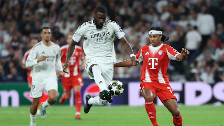 Antonio Rüdiger sufrió en el juego ante el Bayern Múnich