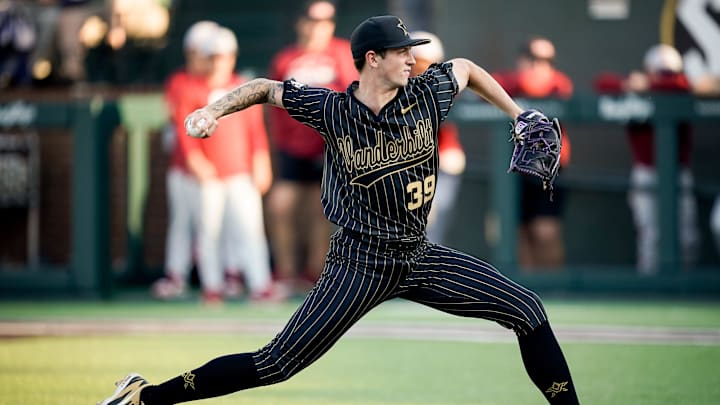 Vanderbilt pitcher Connor Fennell (39) pitches against Oklahoma during the first inning at Hawkins Field in Nashville, Tenn., Thursday, April 9, 2026.
