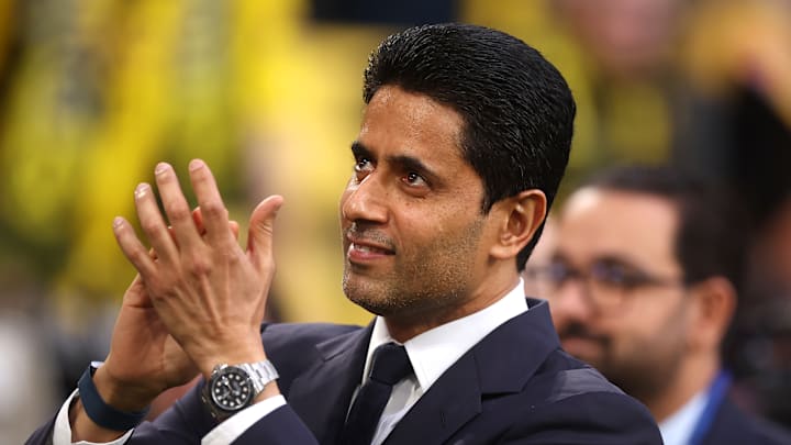 Nasser Al-Khelaïfi voudrait changer de stade. Nasser Al-Khelaïfi voudrait changer de stade.