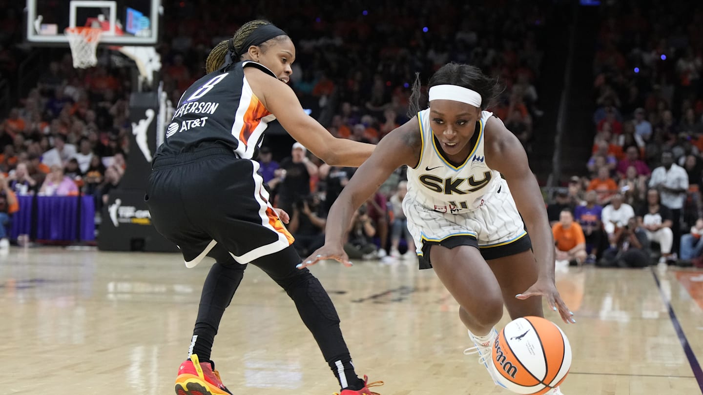 Phoenix Defends During Difficult Year