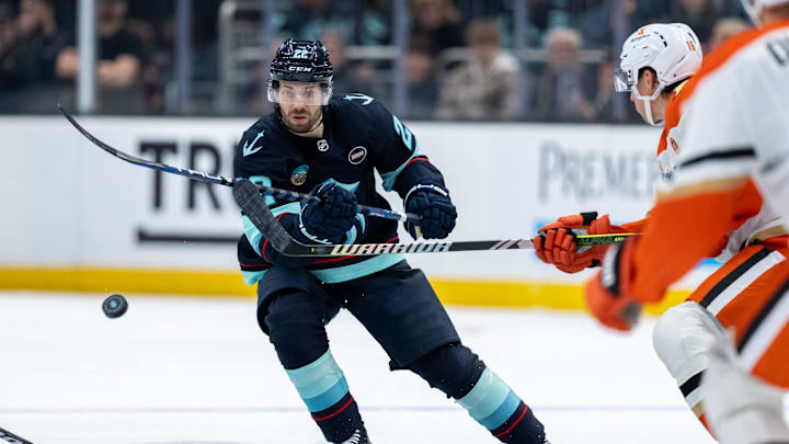 Could the Edmonton Oilers trade for Seattle Kraken forward Oliver Bjorkstrand (22) 