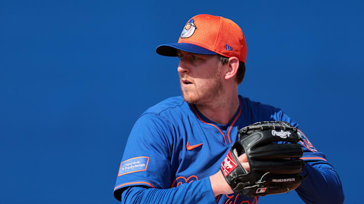 Feb 12, 2025; Port St. Lucie, FL, USA; New York Mets pitcher Brandon Waddell (82) pitches during a Spring Training workout at Clover Park. Mandatory Credit: Sam Navarro-Imagn Images Feb 12, 2025; Port St. Lucie, FL, USA; New York Mets pitcher Brandon Waddell (82) pitches during a Spring Training workout at Clover Park. Mandatory Credit: Sam Navarro-Imagn Images