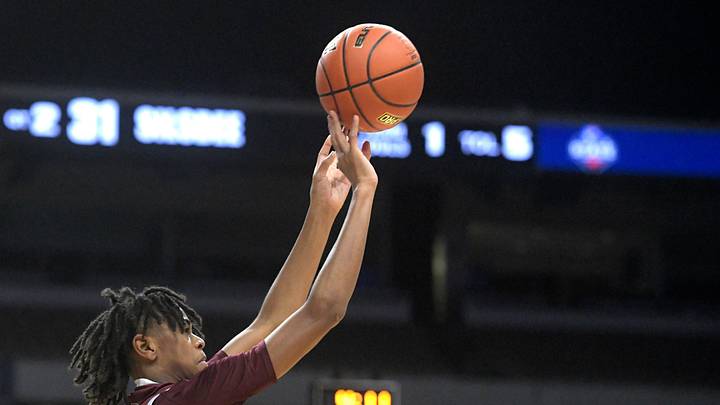 Syracuse basketball 4-star recruiting targets received top honors from scouts for their play on the Under Armour circuit. Syracuse basketball 4-star recruiting targets received top honors from scouts for their play on the Under Armour circuit.