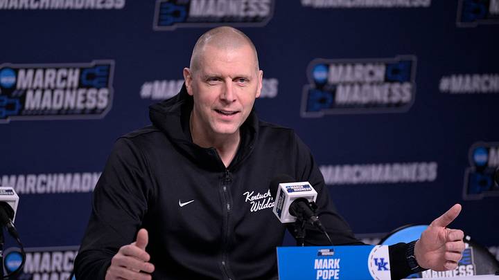 Mar 19, 2026; St. Louis, MO, USA; Kentucky Wildcats head coach Mark Pope speaks during an interview at the practice session ahead of the first round of the men's 2026 NCAA Tournament at Enterprise Center. Mandatory Credit: Jeff Le-Imagn Images Mar 19, 2026; St. Louis, MO, USA; Kentucky Wildcats head coach Mark Pope speaks during an interview at the practice session ahead of the first round of the men's 2026 NCAA Tournament at Enterprise Center. Mandatory Credit: Jeff Le-Imagn Images