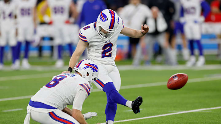 Buffalo Bills v Los Angeles Chargers