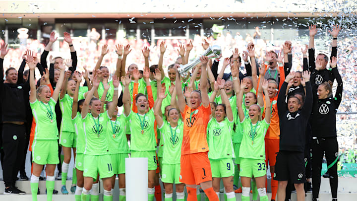 Titelverteidiger VfL Wolfsburg bekommt es mit dem 1.FC Nürnberg zu tun