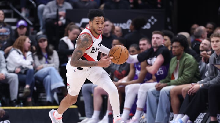 Feb 24, 2025; Salt Lake City, Utah, USA; Portland Trail Blazers guard Anfernee Simons (1) brings the ball up the court against the Utah Jazz during the second half at Delta Center. Mandatory Credit: Rob Gray-Imagn Images Feb 24, 2025; Salt Lake City, Utah, USA; Portland Trail Blazers guard Anfernee Simons (1) brings the ball up the court against the Utah Jazz during the second half at Delta Center. Mandatory Credit: Rob Gray-Imagn Images