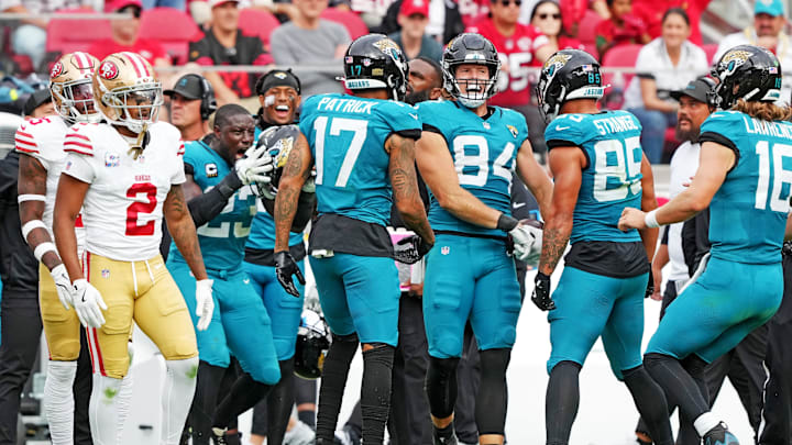 Sep 28, 2025; Santa Clara, California, USA; Jacksonville Jaguars tight end Hunter Long (84) reacts after a first down play during the second half against the San Francisco 49ers at Levi's Stadium. Mandatory Credit: Darren Yamashita-Imagn Images Sep 28, 2025; Santa Clara, California, USA; Jacksonville Jaguars tight end Hunter Long (84) reacts after a first down play during the second half against the San Francisco 49ers at Levi's Stadium. Mandatory Credit: Darren Yamashita-Imagn Images