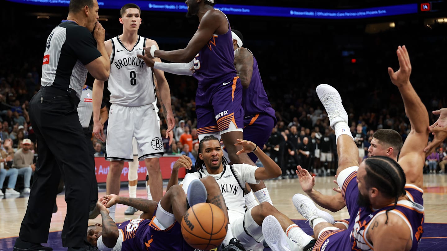 Dillon Brooks Blasts Way He's Treated By Refs After Picking Up Another Technical Foul