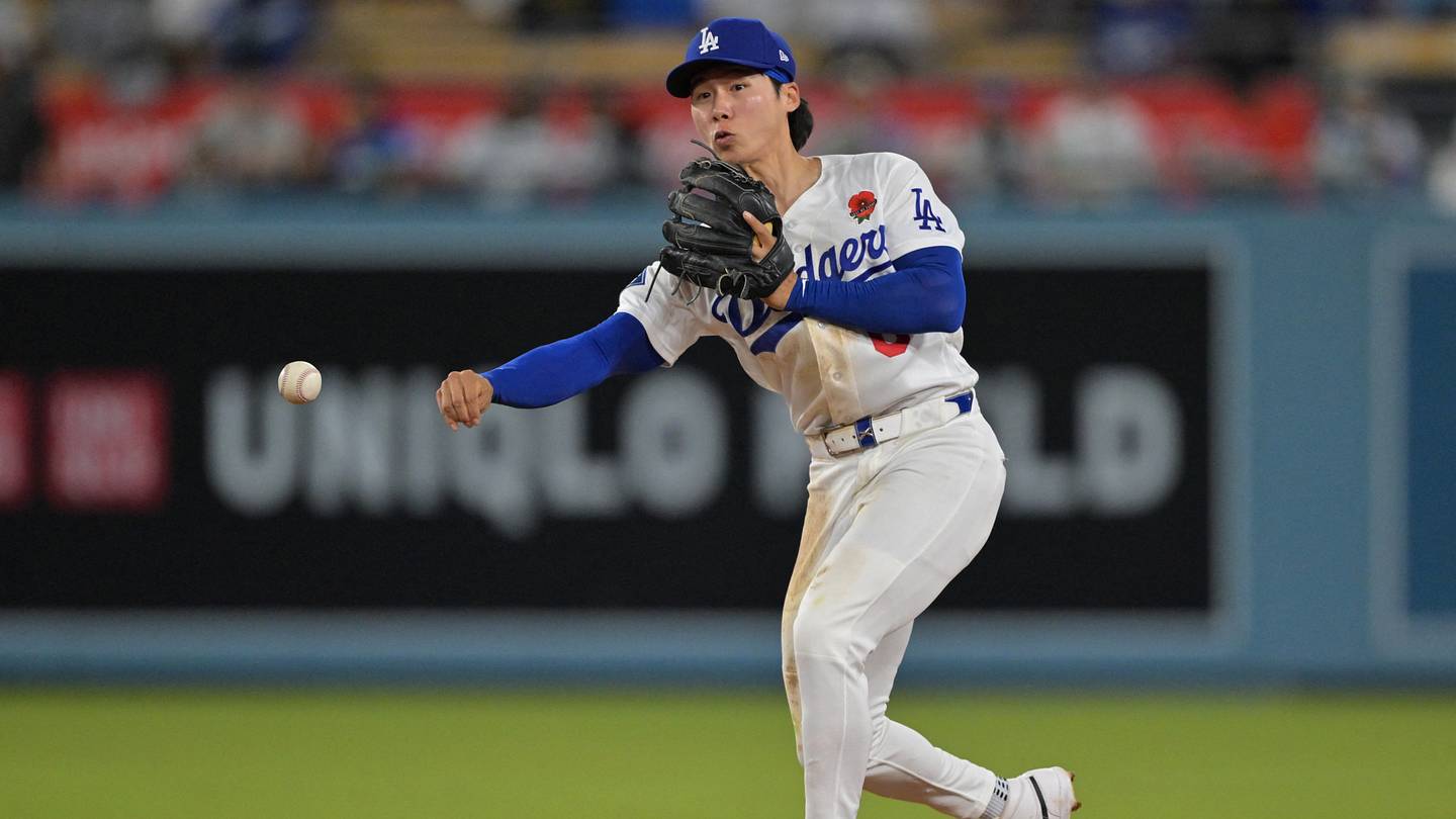 Dodgers Could Call Up Hyeseong Kim for Postseason Roster