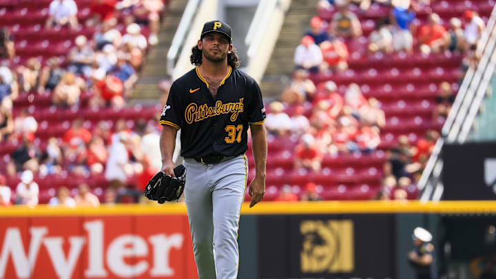 Sep 21, 2024; Cincinnati, Ohio, USA; Pittsburgh Pirates starting pitcher Jared Jones (37) walks off the field in the fifth inning against the Cincinnati Reds at Great American Ball Park. Mandatory Credit: Katie Stratman-Imagn Images Sep 21, 2024; Cincinnati, Ohio, USA; Pittsburgh Pirates starting pitcher Jared Jones (37) walks off the field in the fifth inning against the Cincinnati Reds at Great American Ball Park. Mandatory Credit: Katie Stratman-Imagn Images