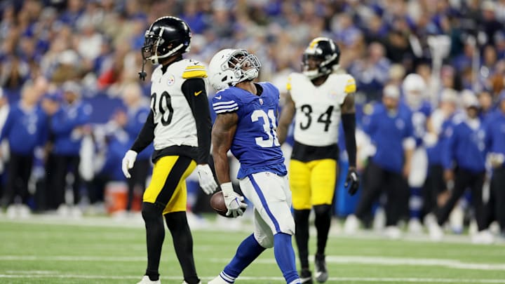 Pittsburgh Steelers v Indianapolis Colts