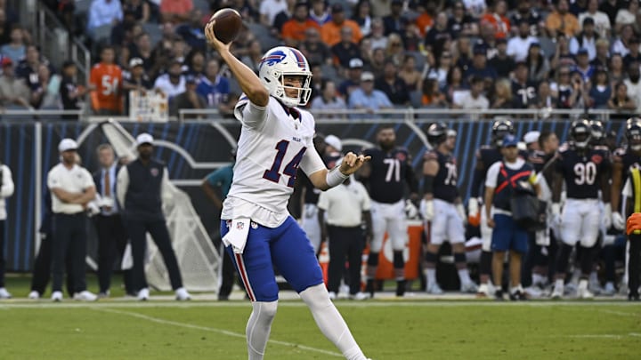Aug 17, 2025; Chicago, Illinois, USA; Buffalo Bills quarterback Mike White (14) throws during the first half against the Chicago Bears at Soldier Field. Mandatory Credit: Matt Marton-Imagn Images Aug 17, 2025; Chicago, Illinois, USA; Buffalo Bills quarterback Mike White (14) throws during the first half against the Chicago Bears at Soldier Field. Mandatory Credit: Matt Marton-Imagn Images