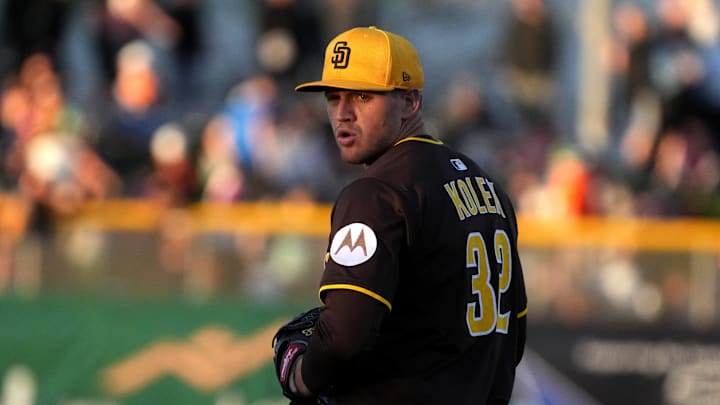 Mar 18, 2025; Scottsdale, Arizona, USA; San Diego Padres pitcher Stephen Kolek (32) throws against the San Francisco Giants in the first inning at Scottsdale Stadium. Mandatory Credit: Rick Scuteri-Imagn Images