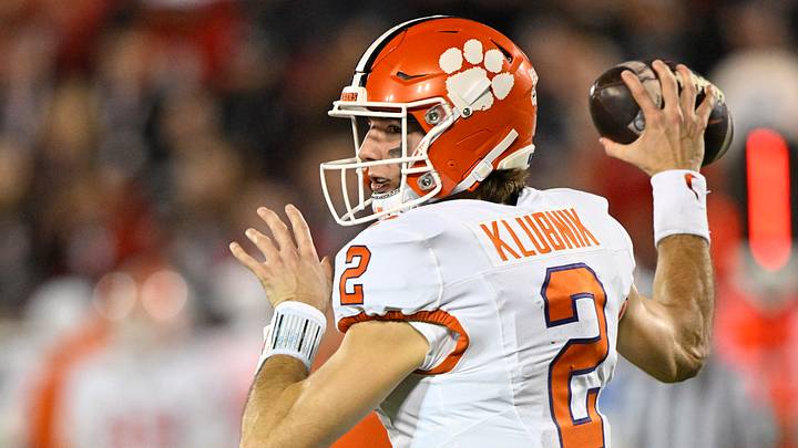 Nov 14, 2025; Louisville, Kentucky, USA; Clemson Tigers quarterback Cade Klubnik (2) looks to pass against the Louisville Cardinals during the first half at L&N Federal Credit Union Stadium. Mandatory Credit: Jamie Rhodes-Imagn Images Nov 14, 2025; Louisville, Kentucky, USA; Clemson Tigers quarterback Cade Klubnik (2) looks to pass against the Louisville Cardinals during the first half at L&N Federal Credit Union Stadium. Mandatory Credit: Jamie Rhodes-Imagn Images