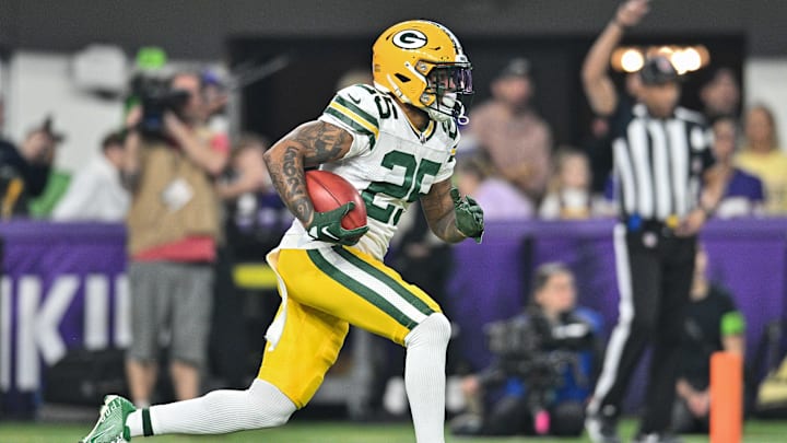Dec 31, 2023; Minneapolis, Minnesota, USA; Green Bay Packers cornerback Keisean Nixon (25) in action