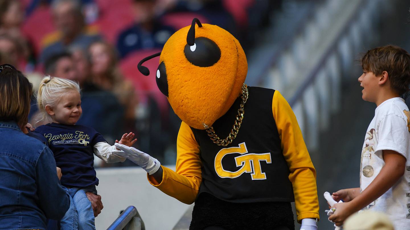 Georgia Tech climbs to No. 13, with 6–0 start in reach