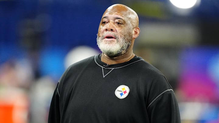 Feb 29, 2024; Indianapolis, IN, USA; Pittsburgh Steelers assistant coach Karl Dunbar looks on during the 2024 NFL Combine at Lucas Oil Stadium. Mandatory Credit: Kirby Lee-Imagn Images