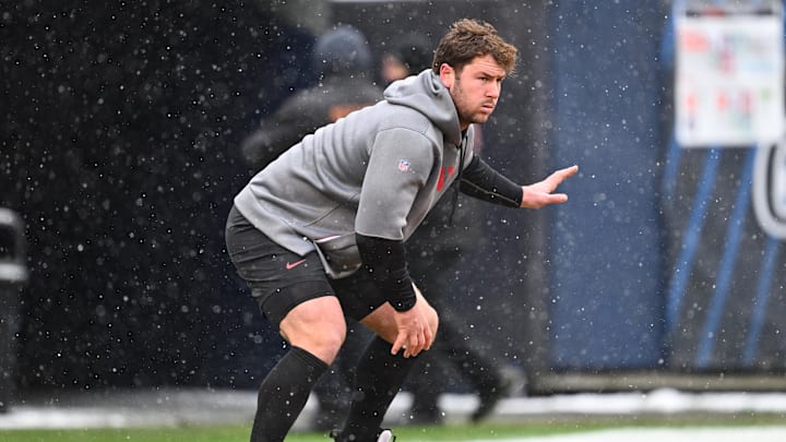 Dec 31, 2023; Chicago, Illinois, USA; Atlanta Falcons offensive lineman Drew Dalman (67) warms up before a game against the Chicago Bears at Soldier Field. Mandatory Credit: Jamie Sabau-Imagn Images