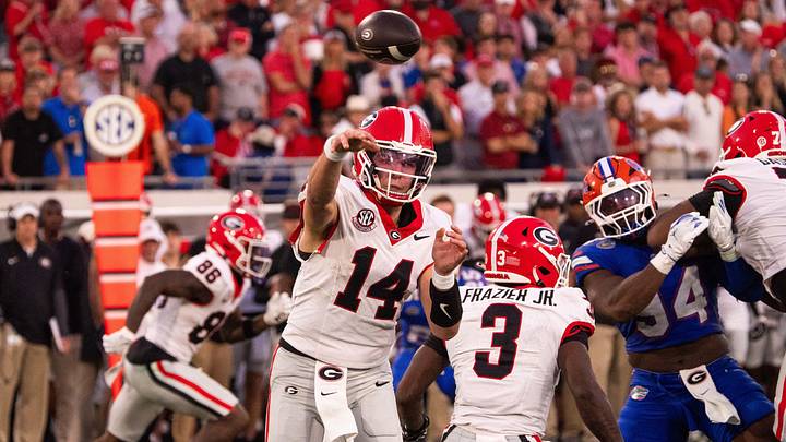 Georgia Bulldogs quarterback Gunner Stockton (14) passes in the second half in an NCAA football game, Saturday, Nov. 1, 2025, at EverBank Stadium in Jacksonville, Fla. Georgia defeated Florida 24-20. [Doug Engle/Florida Times-Union]