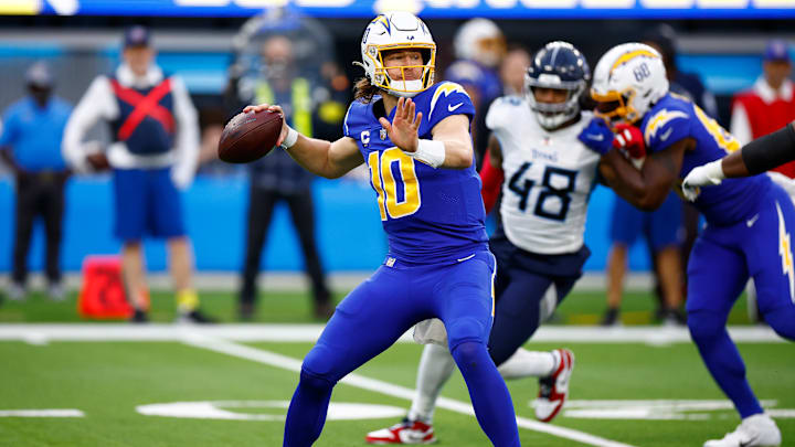 Tennessee Titans v Los Angeles Chargers