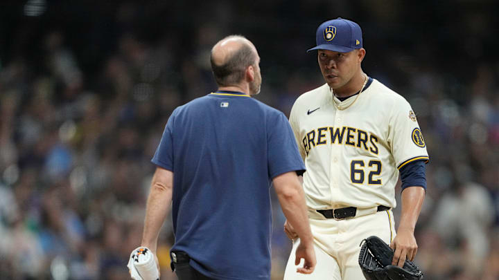 Pittsburgh Pirates v Milwaukee Brewers
