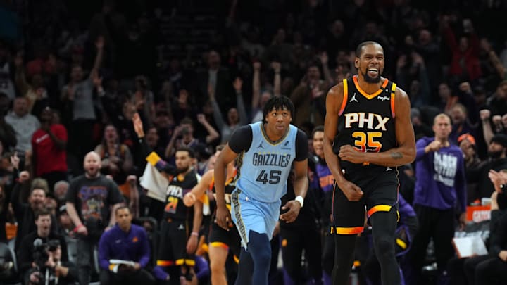 Feb 11, 2025; Phoenix, Arizona, USA; Phoenix Suns forward Kevin Durant (35) reacts against the Memphis Grizzlies during the second half at Footprint Center. Mandatory Credit: Joe Camporeale-Imagn Images Feb 11, 2025; Phoenix, Arizona, USA; Phoenix Suns forward Kevin Durant (35) reacts against the Memphis Grizzlies during the second half at Footprint Center. Mandatory Credit: Joe Camporeale-Imagn Images