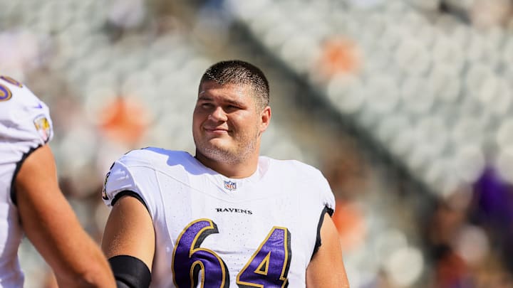Baltimore Ravens center Tyler Linderbaum during warmups before the game against the Cincinnati Bengals. Mandatory Credit: Katie Stratman-Imagn Images