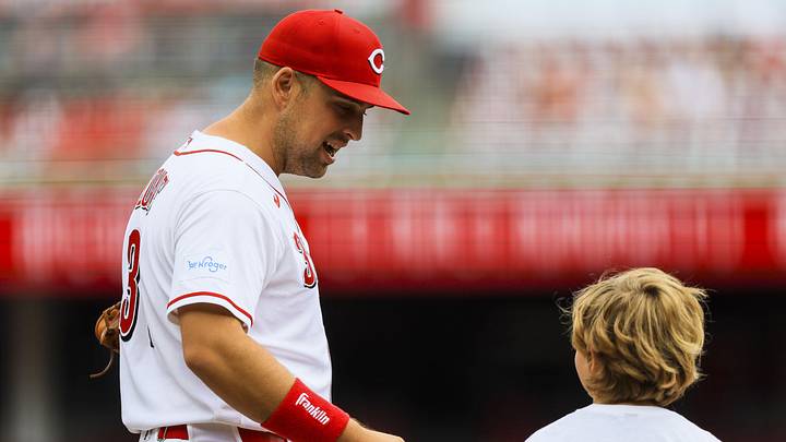 Jun 14, 2026; Cincinnati, Ohio, USA; Cincinnati Reds first baseman Nathaniel Lowe (31) interacts with a fan before the game against the Arizona Diamondbacks at Great American Ball Park. Mandatory Credit: Katie Stratman-Imagn Images Jun 14, 2026; Cincinnati, Ohio, USA; Cincinnati Reds first baseman Nathaniel Lowe (31) interacts with a fan before the game against the Arizona Diamondbacks at Great American Ball Park. Mandatory Credit: Katie Stratman-Imagn Images