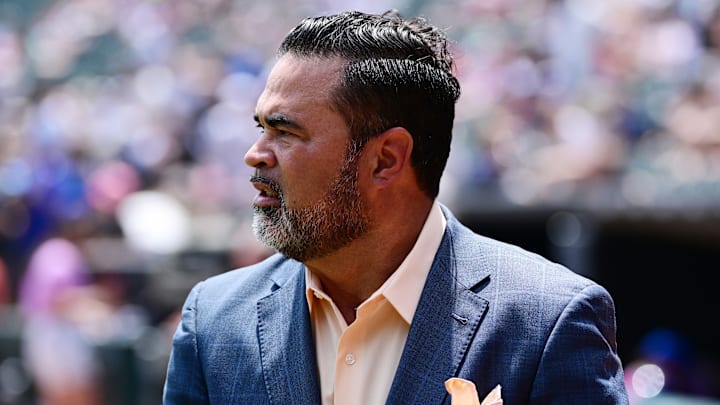 Ozzie Guillén ya tomó las riendas de los Tiburones 
