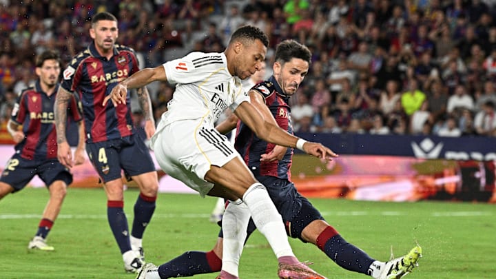 FBL-ESP-LIGA-LEVANTE-REAL MADRID