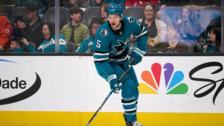 Mar 8, 2025; San Jose, California, USA; San Jose Sharks defenseman Vincent Desharnais (5) plays the puck against New York Islanders during the third period at SAP Center at San Jose. Mandatory Credit: Robert Edwards-Imagn Images Mar 8, 2025; San Jose, California, USA; San Jose Sharks defenseman Vincent Desharnais (5) plays the puck against New York Islanders during the third period at SAP Center at San Jose. Mandatory Credit: Robert Edwards-Imagn Images