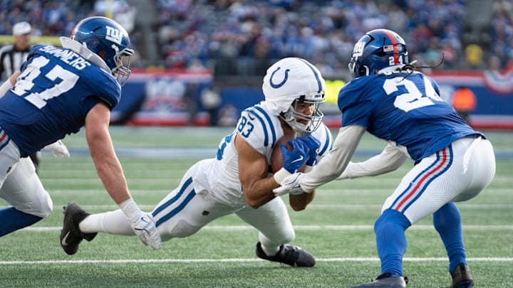 Indianapolis Colts tight end Kylen Granson (83) catches a pass near the end zone during a game between New York Giants and Indianapolis Colts at MetLife Stadium on Sunday, Dec. 29, 2024.