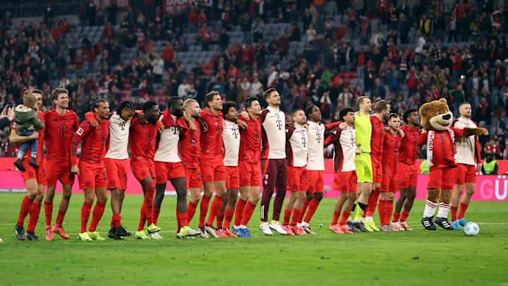 Bayern Munich players acknowledge the fans after the win over Stuttgart
