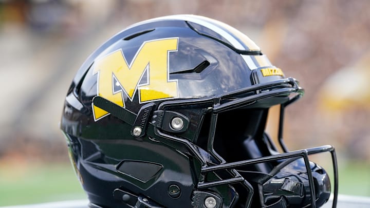 Sep 20, 2025; Columbia, Missouri, USA; A general view of a Missouri Tigers helmet against the South Carolina Gamecocks prior to a game at Faurot Field at Memorial Stadium. Mandatory Credit: Denny Medley-Imagn Images Sep 20, 2025; Columbia, Missouri, USA; A general view of a Missouri Tigers helmet against the South Carolina Gamecocks prior to a game at Faurot Field at Memorial Stadium. Mandatory Credit: Denny Medley-Imagn Images