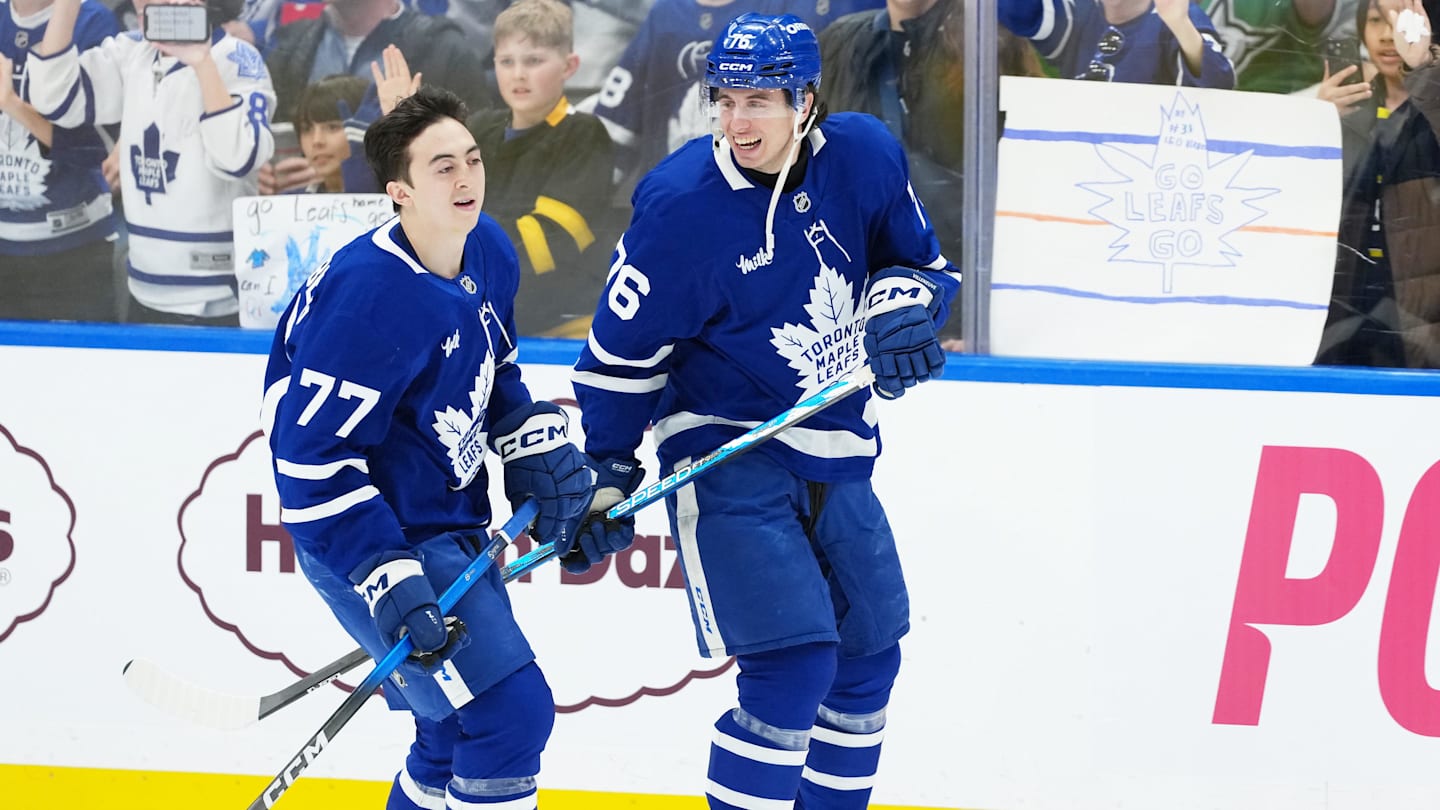 Maple Leafs star says what everyone's thinking about the rookies