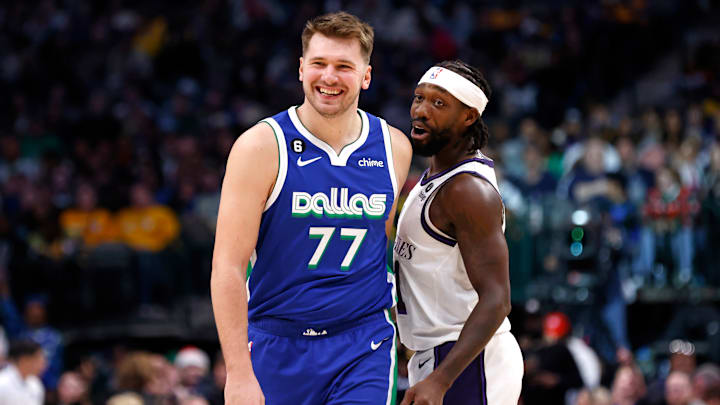 Los Angeles Lakers v Dallas Mavericks