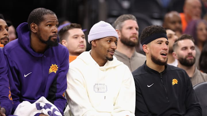 Minnesota Timberwolves v Phoenix Suns