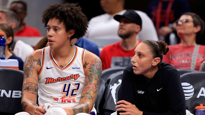 Phoenix Mercury v Indiana Fever