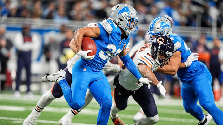 Detroit Lions kick returner Khalil Dorsey (30) runs against Chicago Bears during the second half at Ford Field in Detroit on Thursday, Nov. 28, 2024.