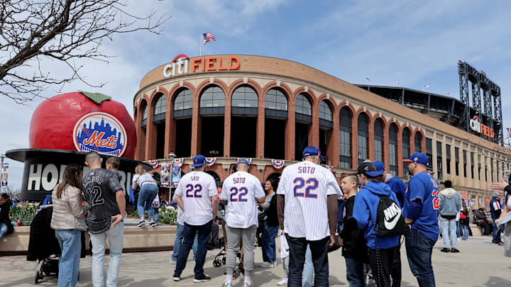 Apr 4, 2025; New York City, New York, USA; General view as fans wait in line to take photos with the home run apple at Citi Field before the New York Mets home opener against the Toronto Blue Jays. Mandatory Credit: Brad Penner-Imagn Images Apr 4, 2025; New York City, New York, USA; General view as fans wait in line to take photos with the home run apple at Citi Field before the New York Mets home opener against the Toronto Blue Jays. Mandatory Credit: Brad Penner-Imagn Images