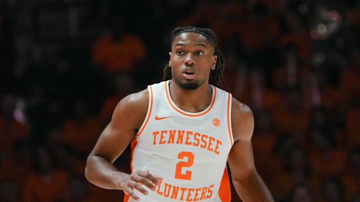 Tennessee guard Chaz Lanier (2) dribbles the ball during an NCAA basketball game between the Tennessee Volunteers and Montana Grizzlies at Thompson-Boling Arena at Food City Center on Wednesday, Nov. 13, 2024.