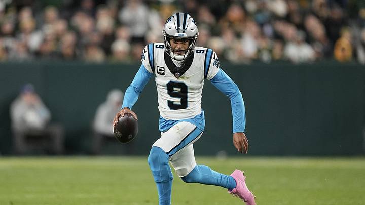 Oct 29, 2026; Green Bay, Wisconsin, USA; Carolina Panthers quarterback Bryce Young (9) rushes the ball against the Green Bay Packers in the second half at Lambeau Field. Mandatory Credit: Jeff Hanisch-Imagn Images Oct 29, 2026; Green Bay, Wisconsin, USA; Carolina Panthers quarterback Bryce Young (9) rushes the ball against the Green Bay Packers in the second half at Lambeau Field. Mandatory Credit: Jeff Hanisch-Imagn Images
