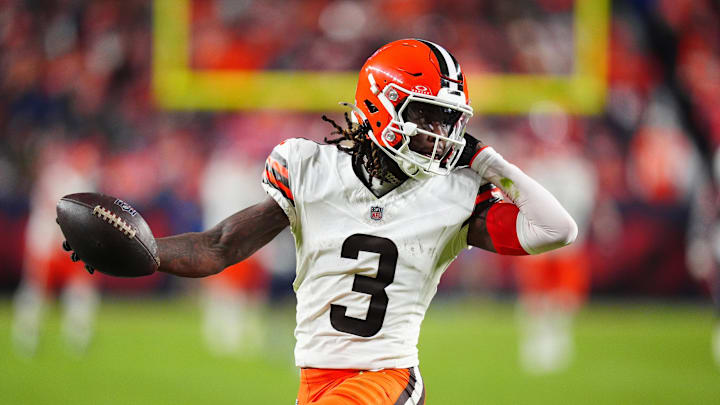 Dec 2, 2024; Denver, Colorado, USA; Cleveland Browns wide receiver Jerry Jeudy (3) scores a touchdown in the third quarter against the Denver Broncos at Empower Field at Mile High. Mandatory Credit: Ron Chenoy-Imagn Images